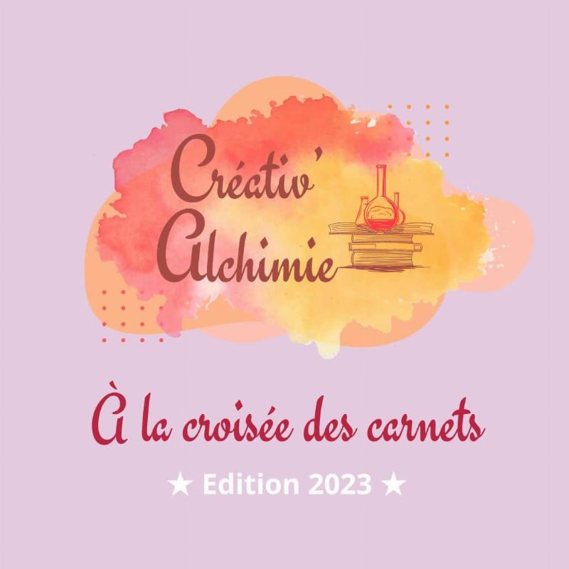 Atelier d'art visuel cycle 2 explorant les techniques mixtes et la créativité enfantine.